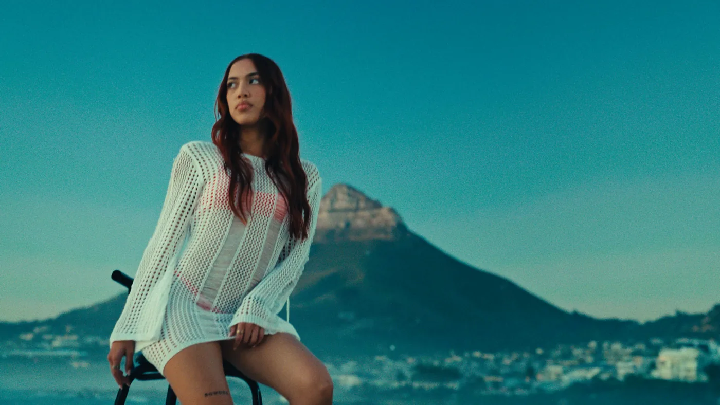 Outdoor portrait overlooking Cape Town and the mountain landscape